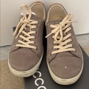 Ecco sneakers